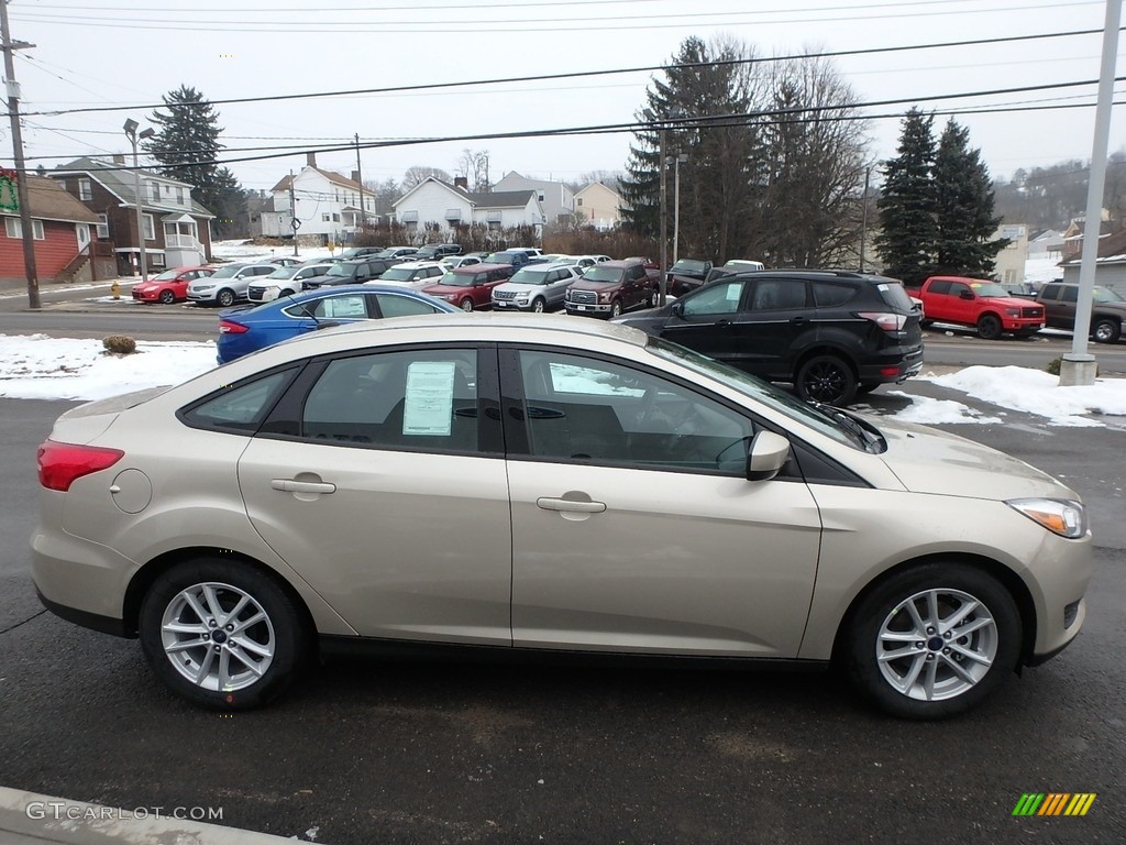 White Gold 2018 Ford Focus SE Sedan Exterior Photo #124827775