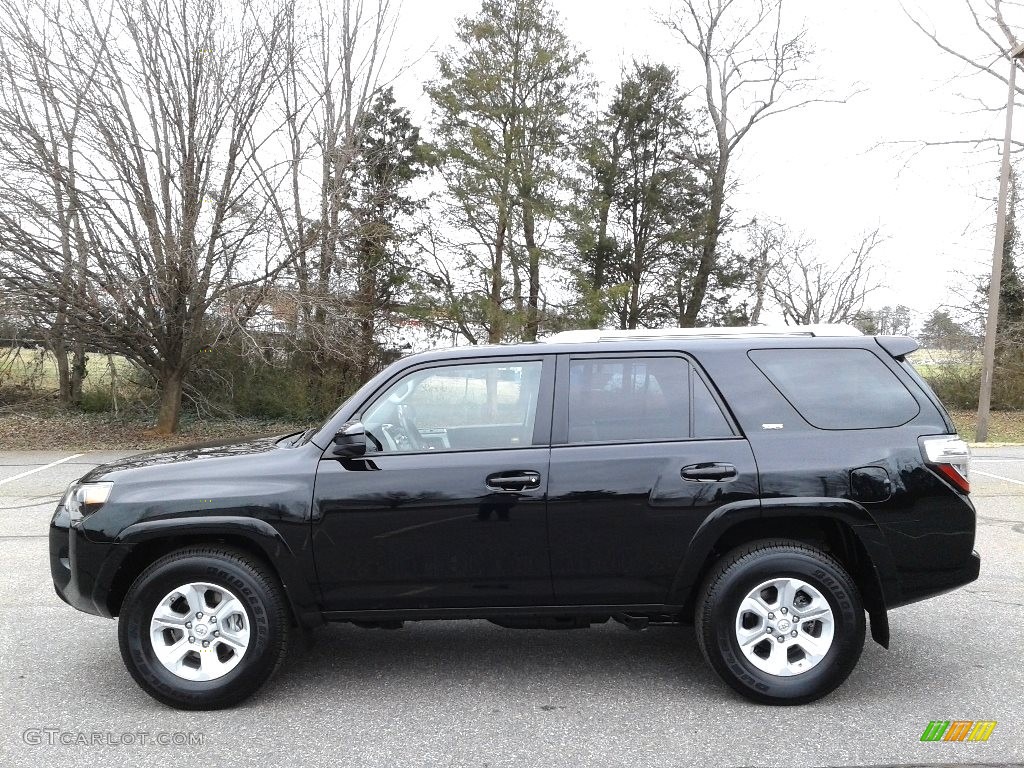 2017 4Runner SR5 - Midnight Black Metallic / Graphite photo #1