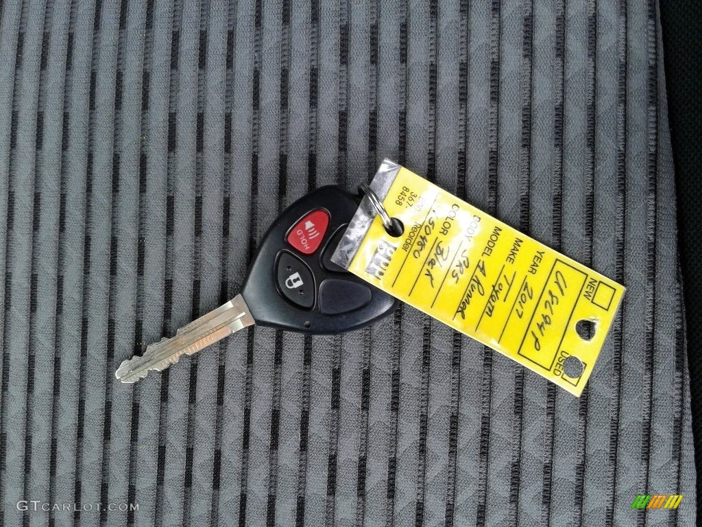 2017 4Runner SR5 - Midnight Black Metallic / Graphite photo #29