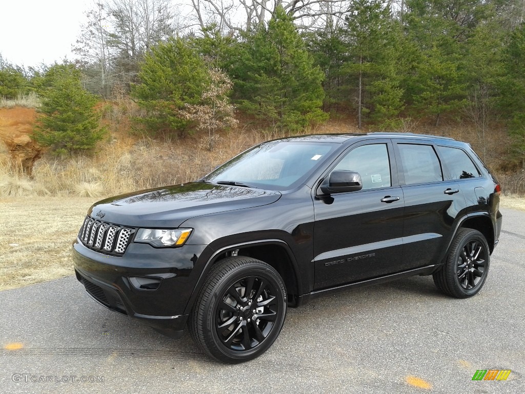 2018 Jeep Grand Cherokee Laredo 4x4 Exterior Photos