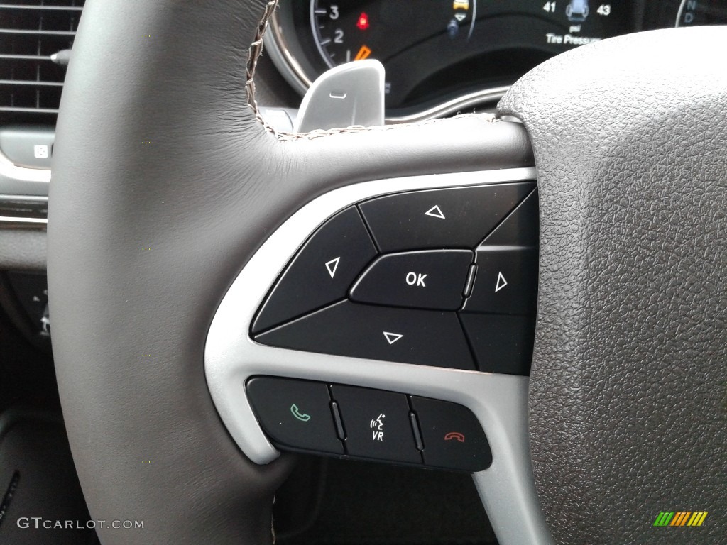 2018 Jeep Grand Cherokee Summit 4x4 Controls Photo #124834927