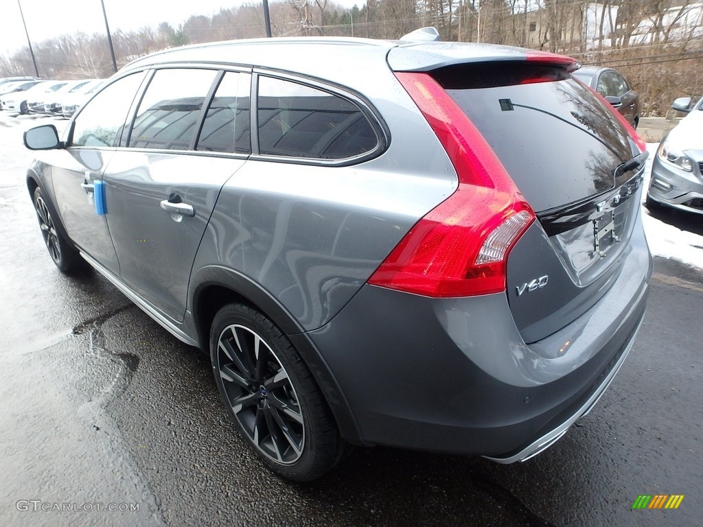 2018 V60 Cross Country T5 AWD - Osmium Grey Metallic / Off Black photo #4
