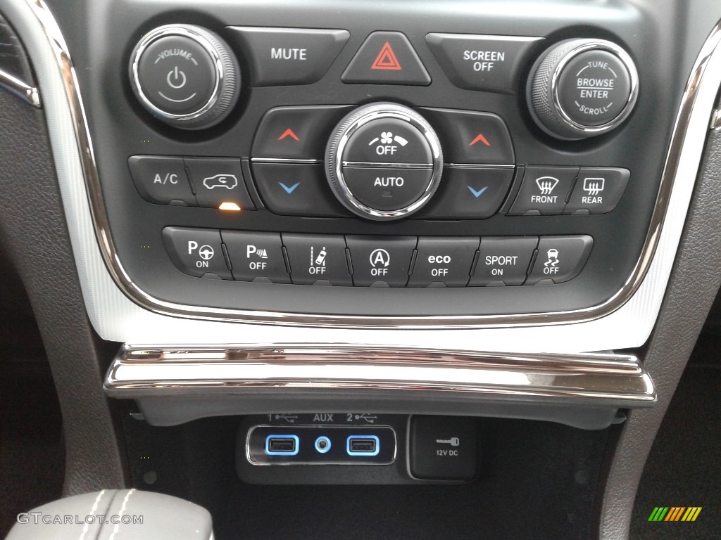 2018 Jeep Grand Cherokee Summit 4x4 Controls Photo #124835209