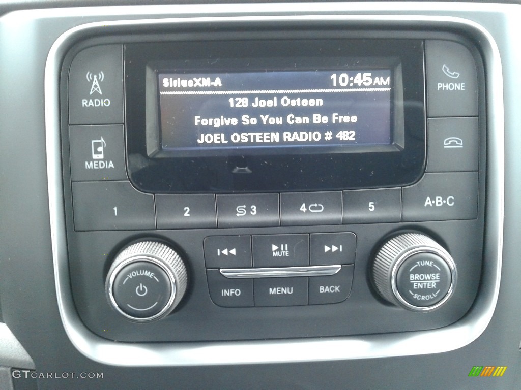 2018 Ram 2500 Tradesman Crew Cab 4x4 Controls Photo #124835981