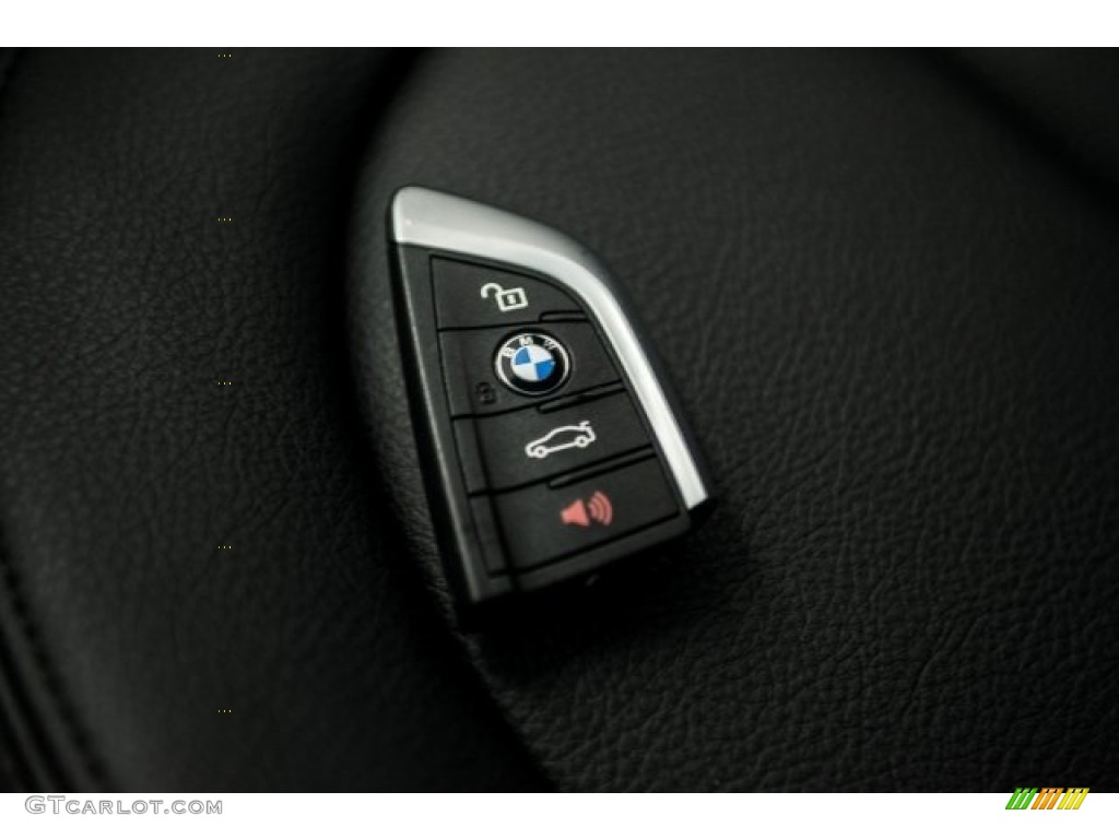 2017 X1 sDrive28i - Mediterranean Blue Metallic / Black photo #11