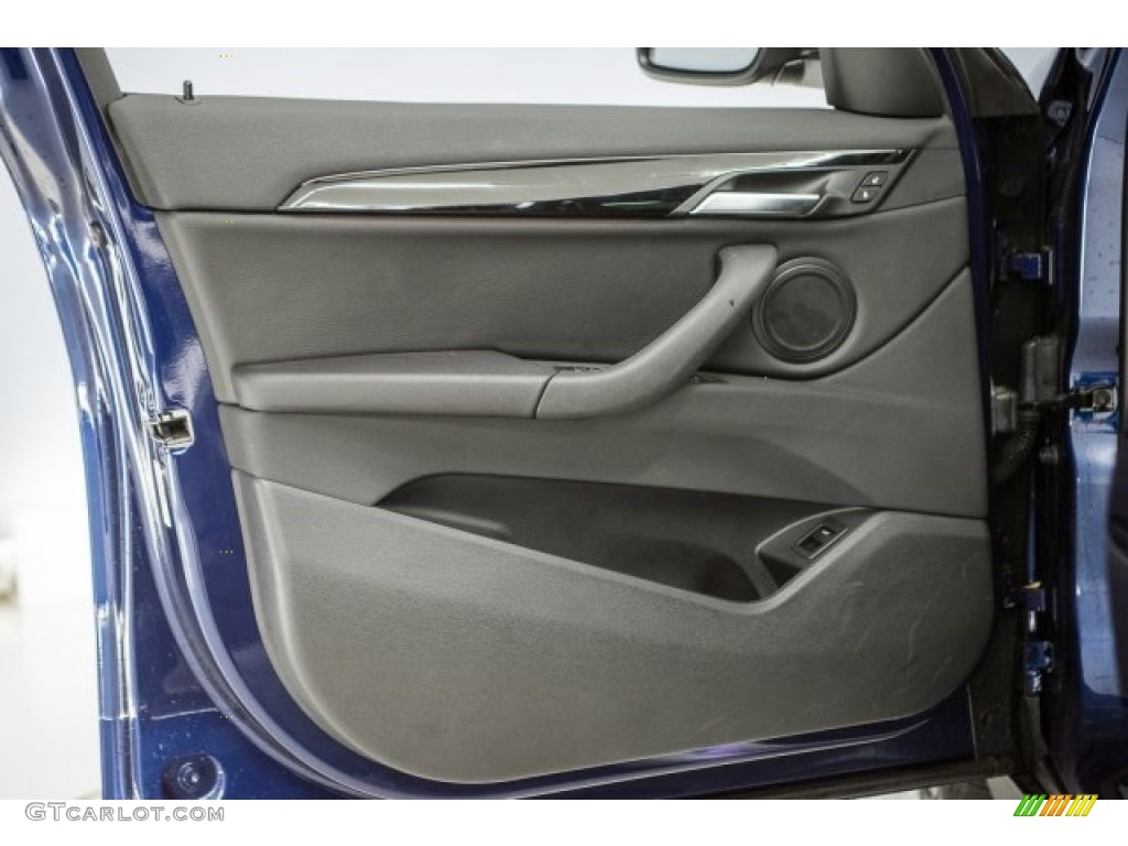 2017 X1 sDrive28i - Mediterranean Blue Metallic / Black photo #17