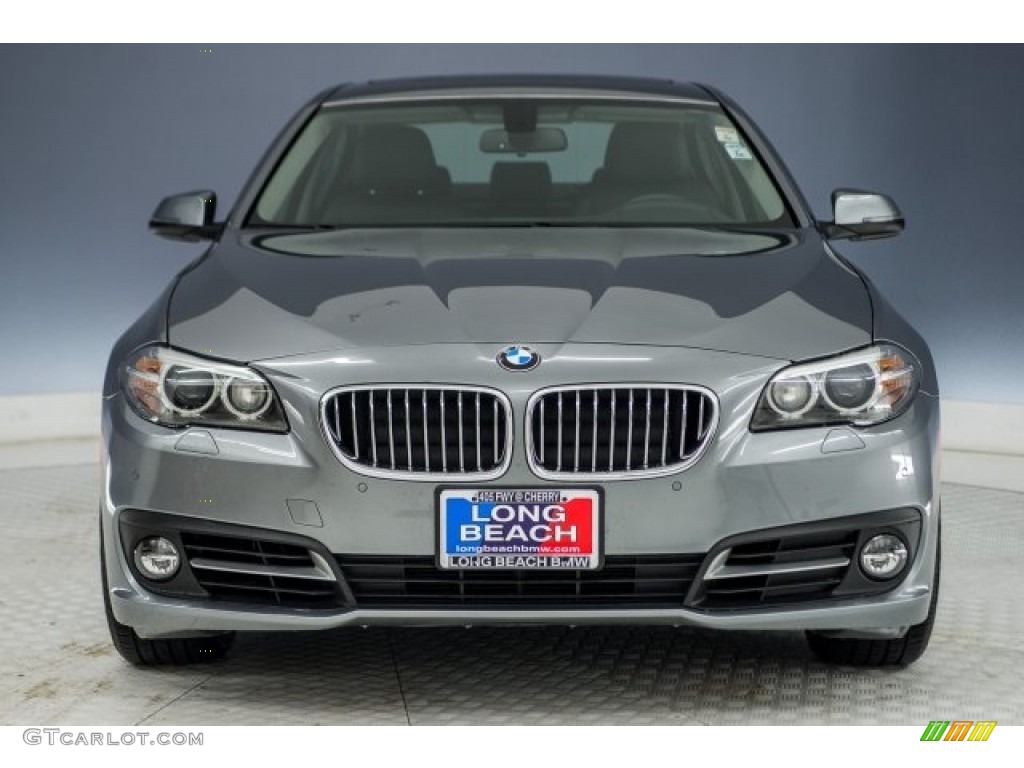 2015 5 Series 528i Sedan - Space Gray Metallic / Black photo #2