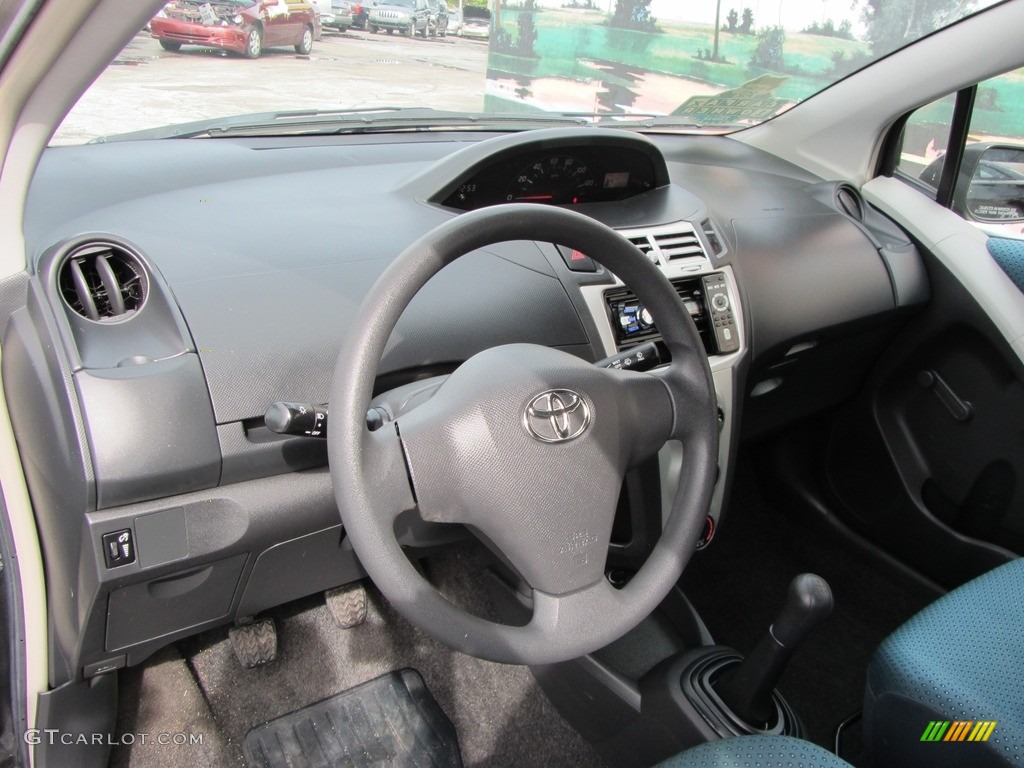 2007 Yaris 3 Door Liftback - Black Sand Pearl / Dark Charcoal photo #10