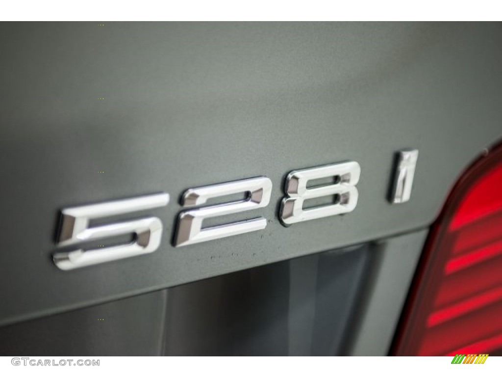 2015 5 Series 528i Sedan - Space Gray Metallic / Black photo #6