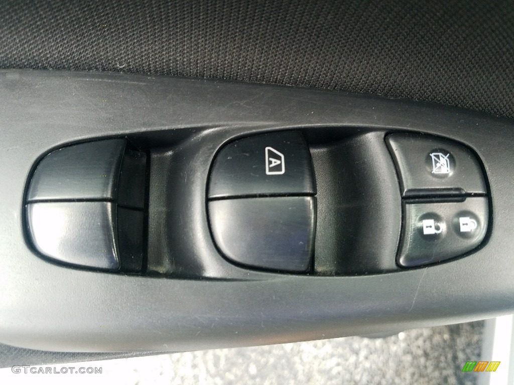 2014 Sentra SV - Magnetic Gray / Charcoal photo #11