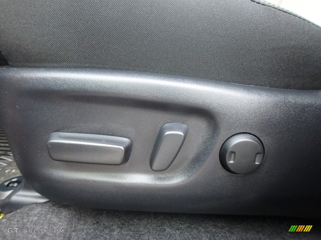 2018 RAV4 XLE AWD - Ruby Flare Pearl / Ash photo #11