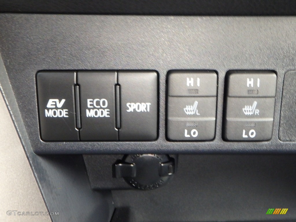 2018 RAV4 XLE AWD - Ruby Flare Pearl / Ash photo #15