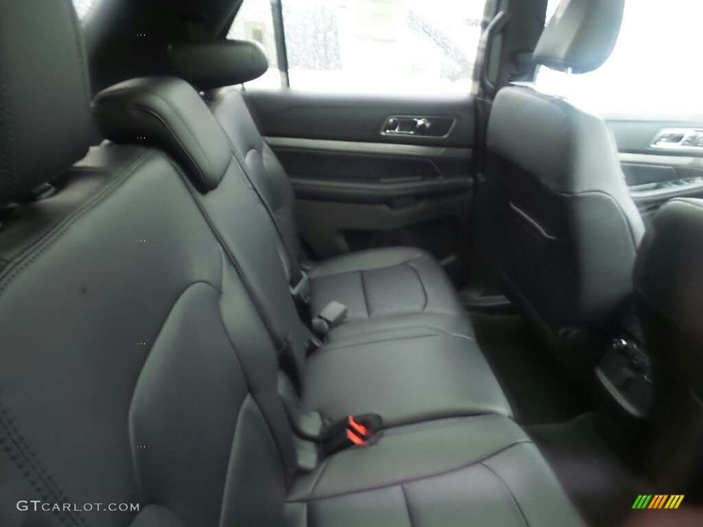 2018 Explorer XLT 4WD - Magnetic Metallic / Ebony Black photo #4