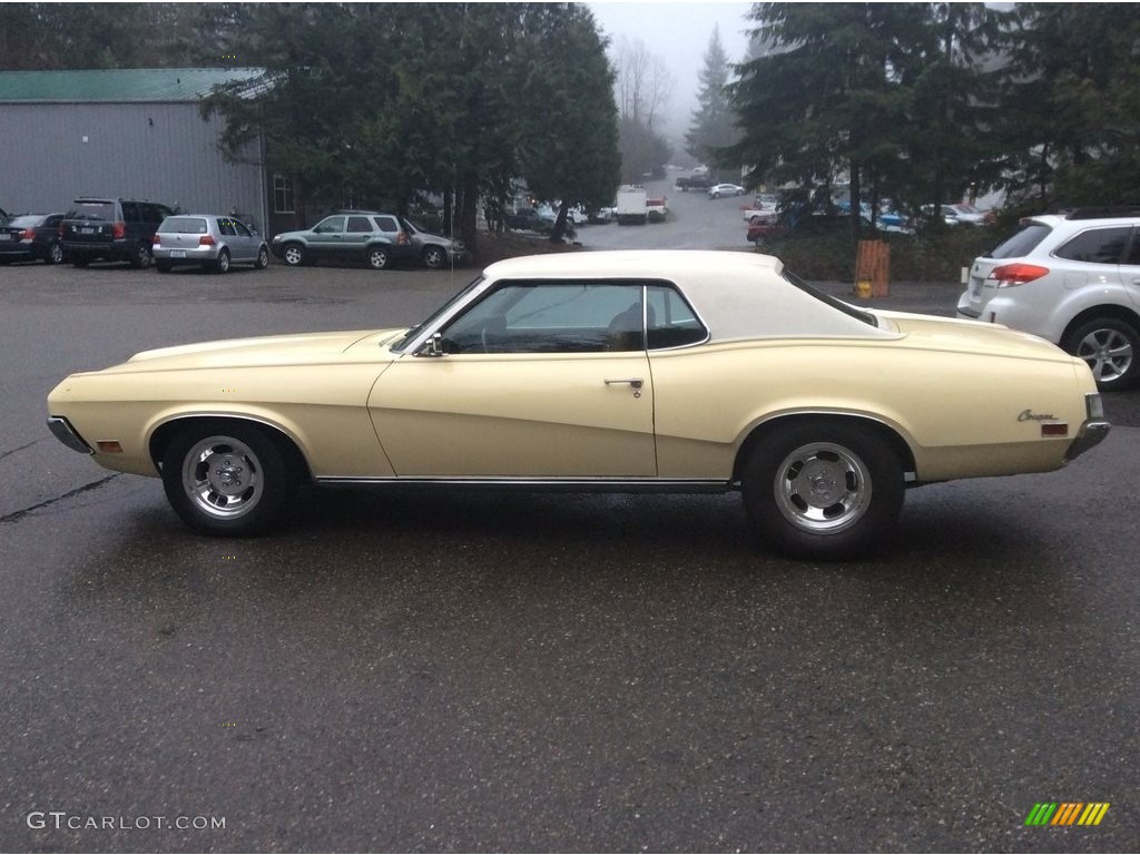 Light Ivy Yellow Metallic 1970 Mercury Cougar Hardtop Exterior Photo #124844034