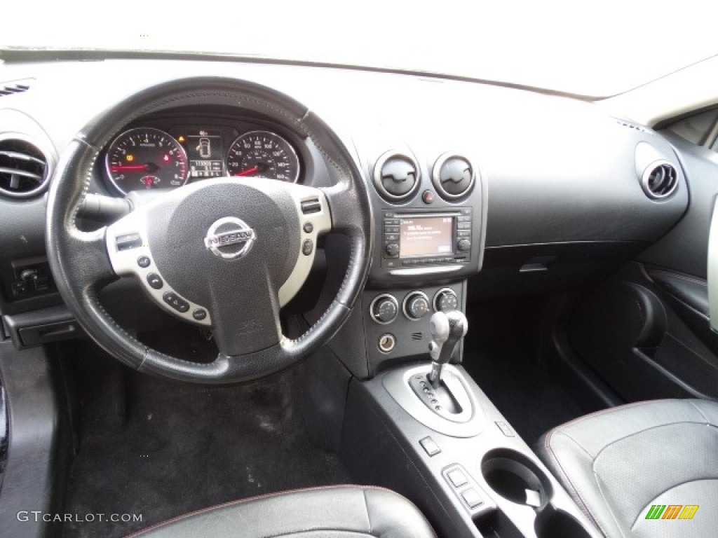 2012 Rogue SV AWD - Black Amethyst / Black photo #17