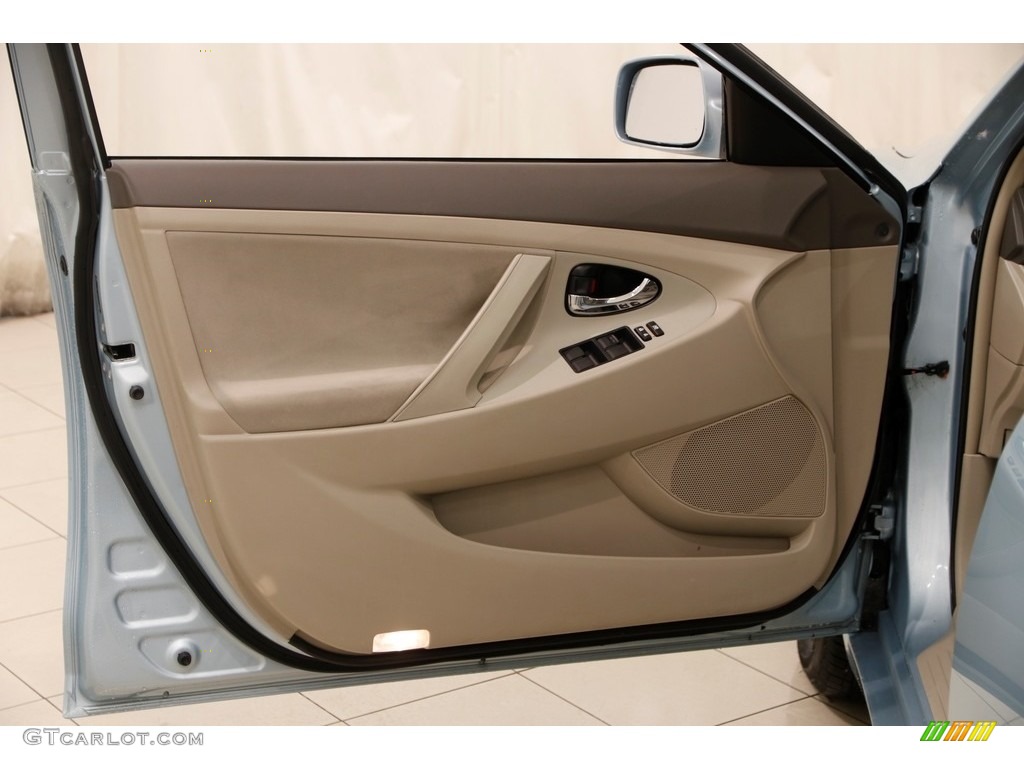 2009 Camry LE - Sky Blue Pearl / Bisque photo #4