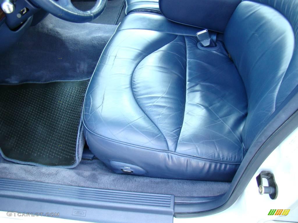 1996 Grand Marquis LS - Vibrant White / Deep Slate Blue photo #17