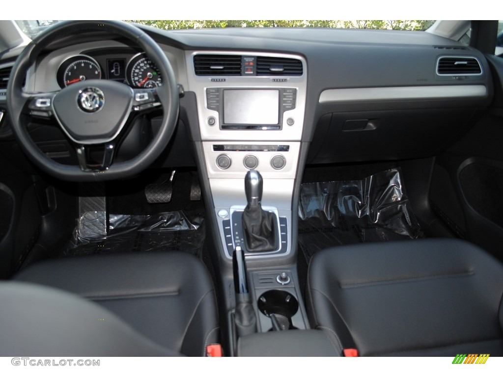2017 Volkswagen Golf 4 Door 1.8T Wolfsburg Titan Black Dashboard Photo #124851579