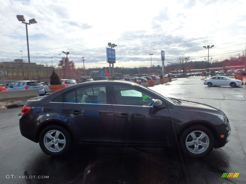 2016 Cruze Limited LT - Tungsten Metallic / Medium Titanium photo #9