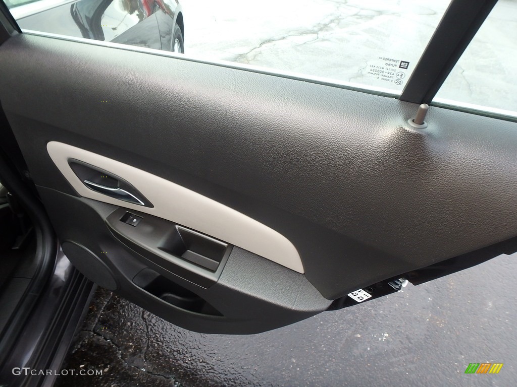 2016 Cruze Limited LT - Tungsten Metallic / Medium Titanium photo #18