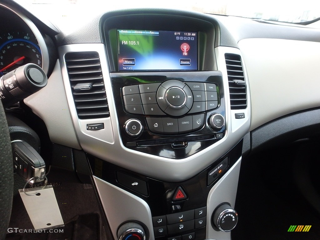 2016 Cruze Limited LT - Tungsten Metallic / Medium Titanium photo #27