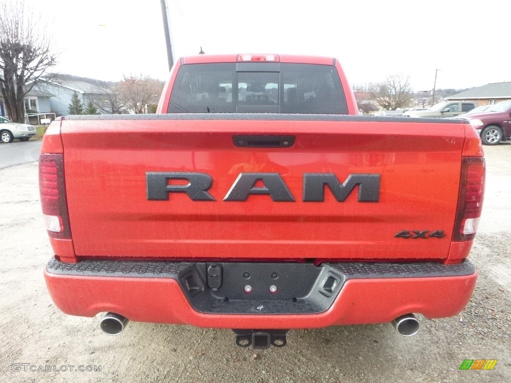 2018 1500 Sport Crew Cab 4x4 - Flame Red / Black photo #4