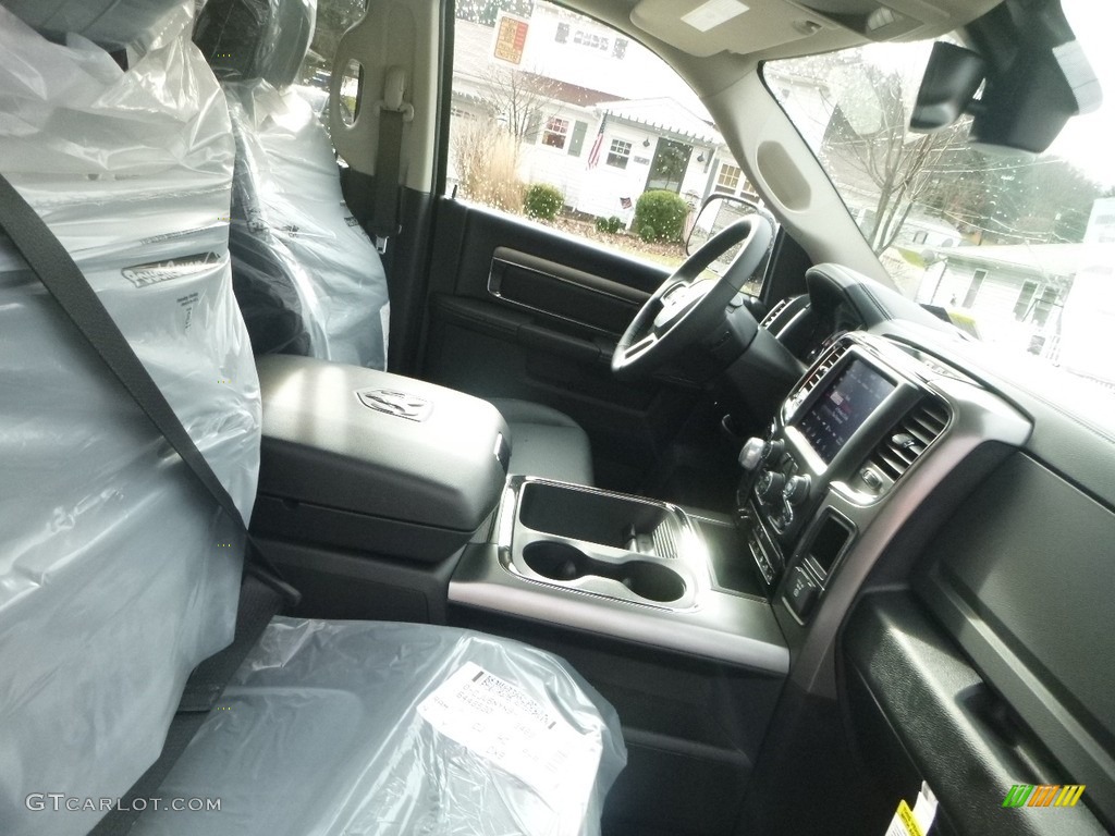 2018 1500 Sport Crew Cab 4x4 - Flame Red / Black photo #10