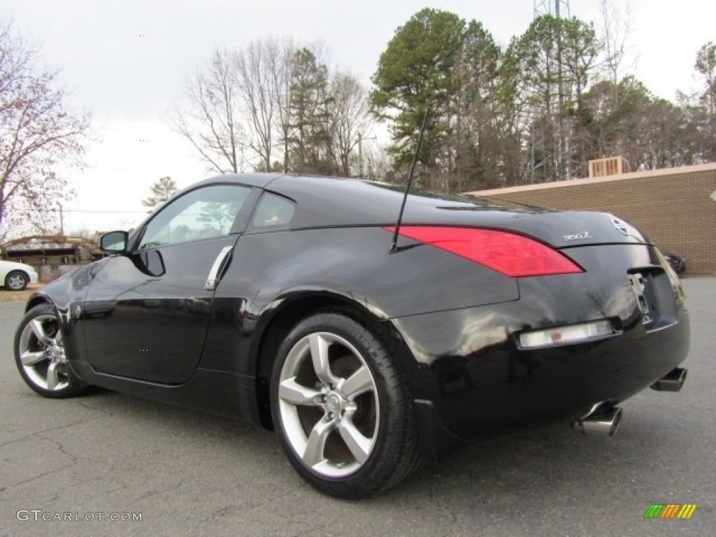 2006 350Z Enthusiast Coupe - Magnetic Black Pearl / Carbon Black photo #8