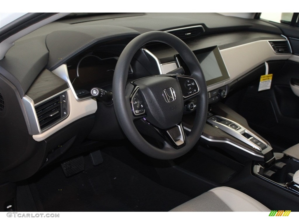 2018 Honda Clarity Plug In Hybrid Beige Dashboard Photo #124862301