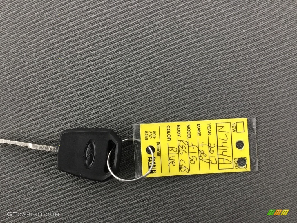2017 F150 XL Regular Cab - Lightning Blue / Earth Gray photo #21