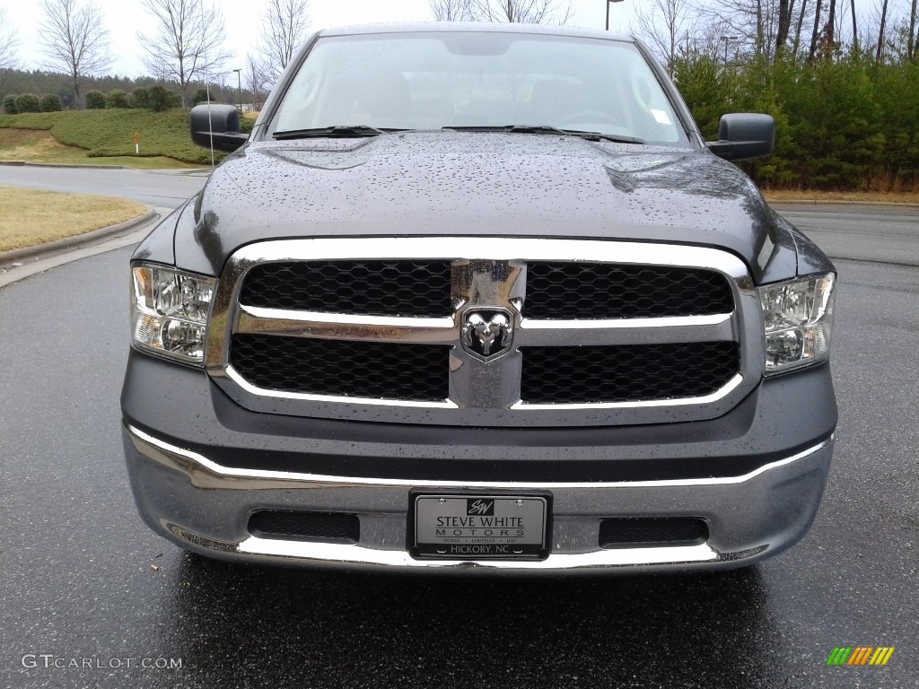 2018 1500 Express Quad Cab 4x4 - Granite Crystal Metallic / Black/Diesel Gray photo #4