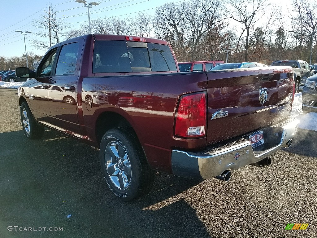 2018 1500 Big Horn Crew Cab 4x4 - Delmonico Red Pearl / Black/Diesel Gray photo #4
