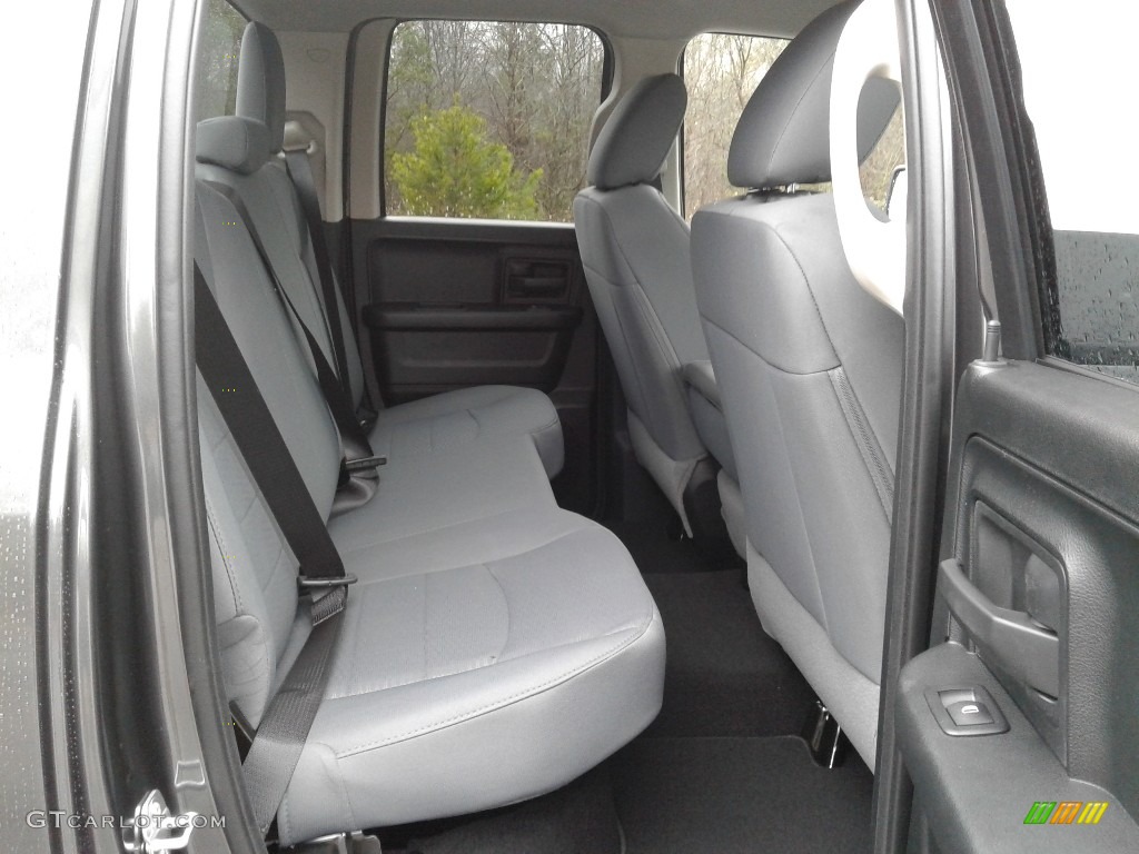 2018 1500 Express Quad Cab 4x4 - Granite Crystal Metallic / Black/Diesel Gray photo #16