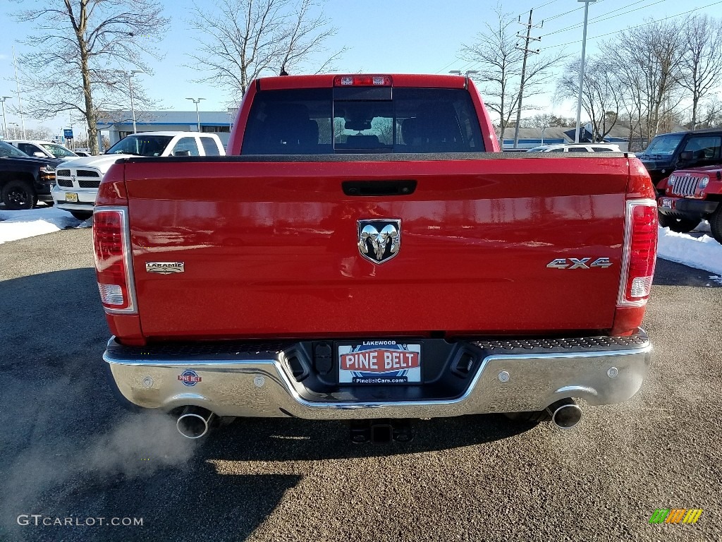 2018 1500 Laramie Crew Cab 4x4 - Flame Red / Black photo #5