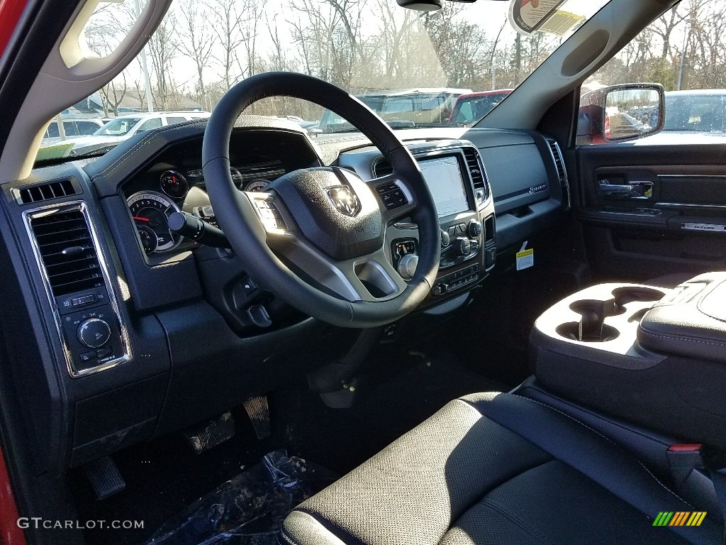 2018 1500 Laramie Crew Cab 4x4 - Flame Red / Black photo #7