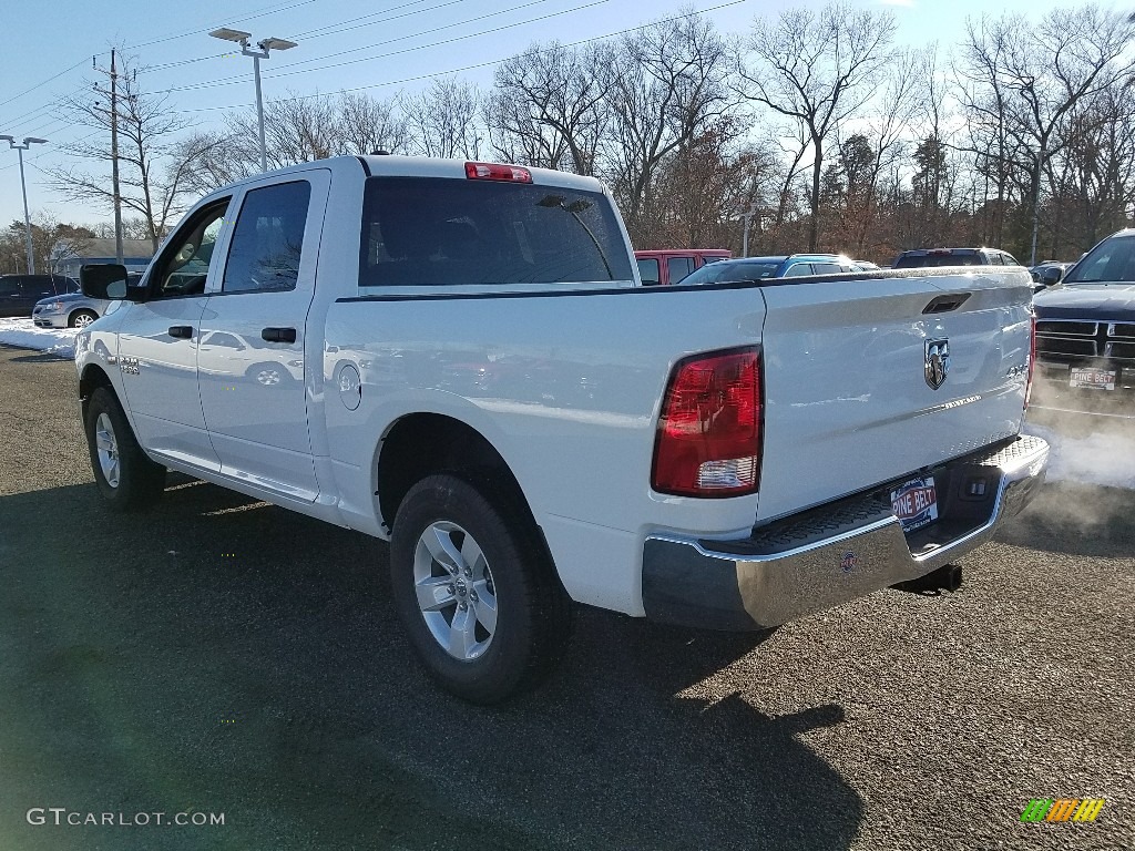 2018 1500 Express Crew Cab 4x4 - Bright White / Black/Diesel Gray photo #4