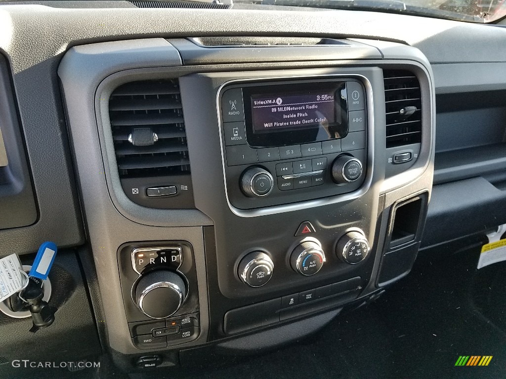 2018 1500 Express Crew Cab 4x4 - Bright White / Black/Diesel Gray photo #10