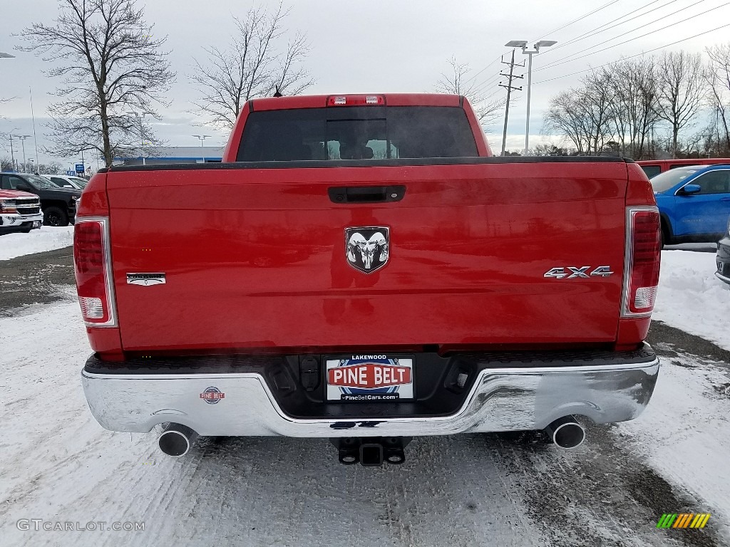2018 1500 Laramie Crew Cab 4x4 - Flame Red / Black photo #5