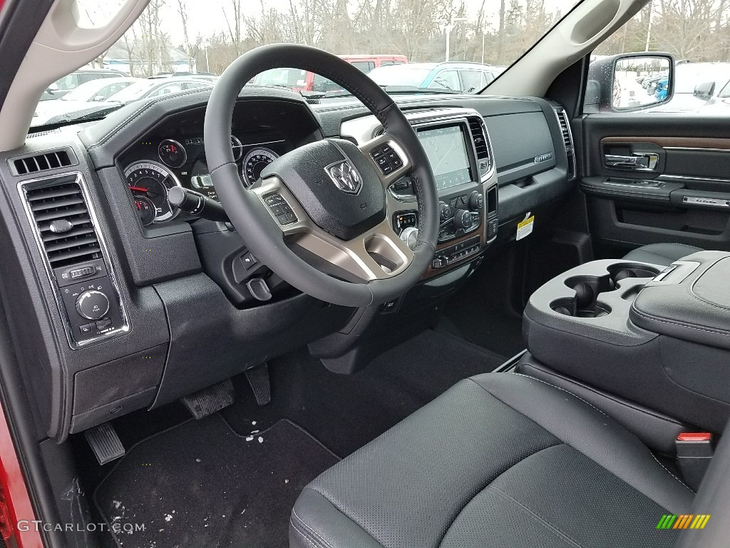 2018 1500 Laramie Crew Cab 4x4 - Flame Red / Black photo #7
