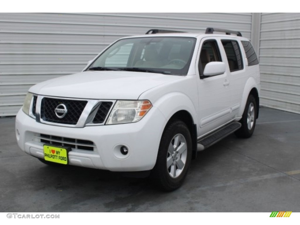 2011 Pathfinder SV - Avalanche White / Cafe Latte photo #3