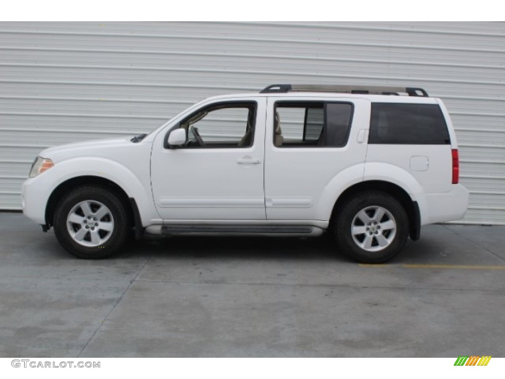 2011 Pathfinder SV - Avalanche White / Cafe Latte photo #4