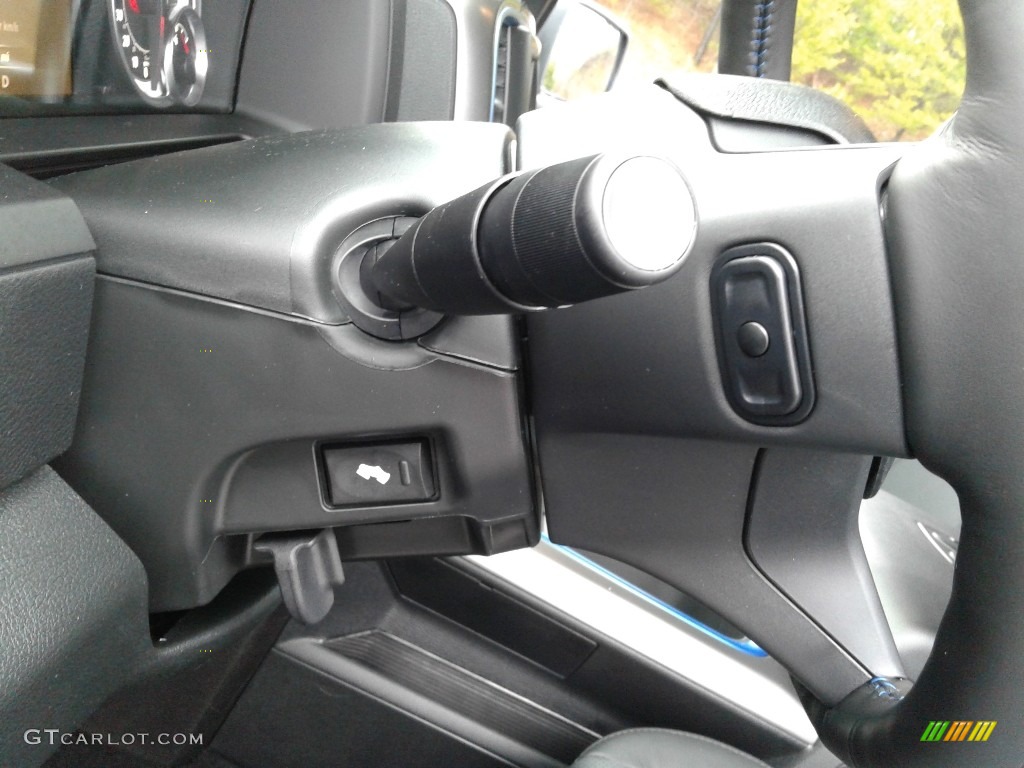 2018 1500 Night Crew Cab 4x4 - Hydro Blue Pearl / Black photo #15
