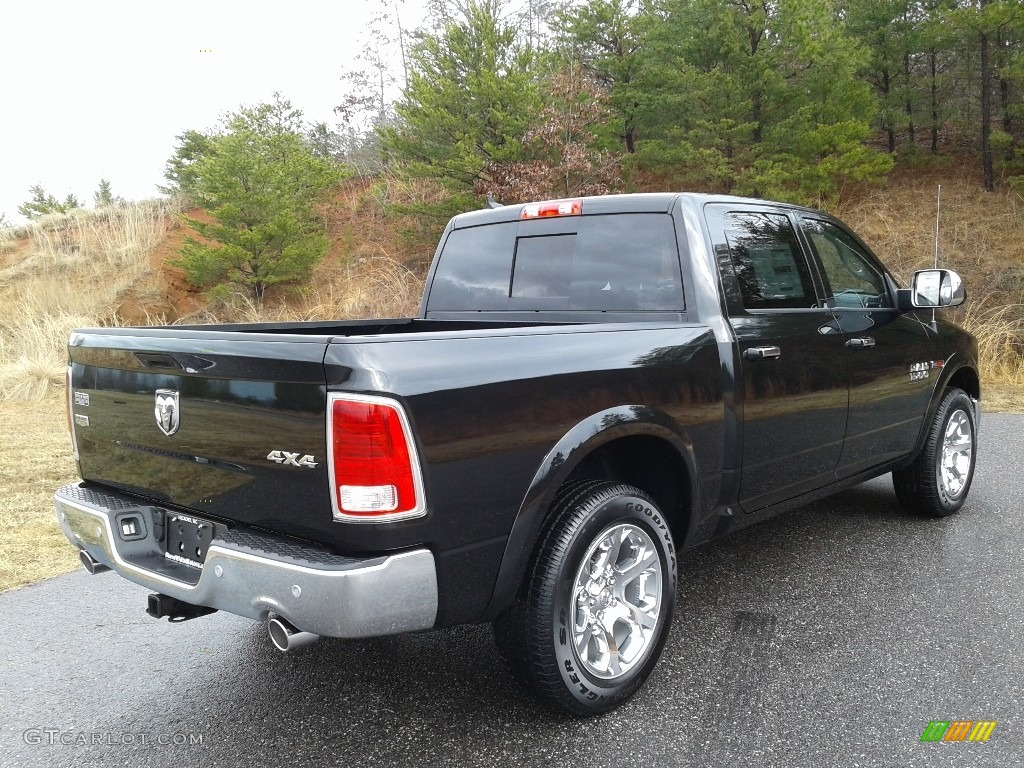 2017 1500 Laramie Crew Cab 4x4 - Brilliant Black Crystal Pearl / Black photo #6