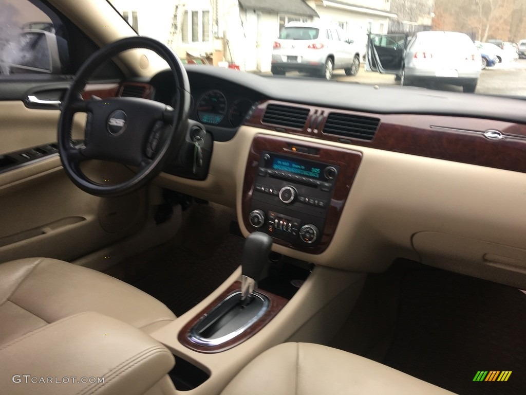 2006 Impala SS - White / Ebony Black photo #16