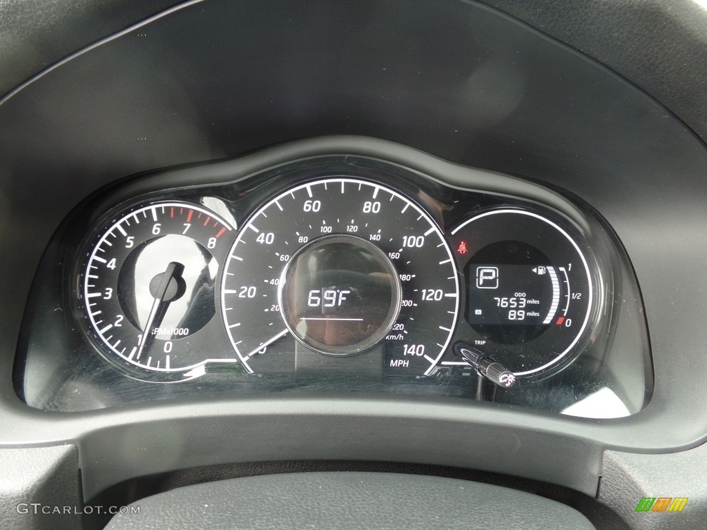 2017 Nissan Versa Note SR Gauges Photos