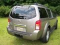 Granite Metallic - Pathfinder SE Photo No. 15