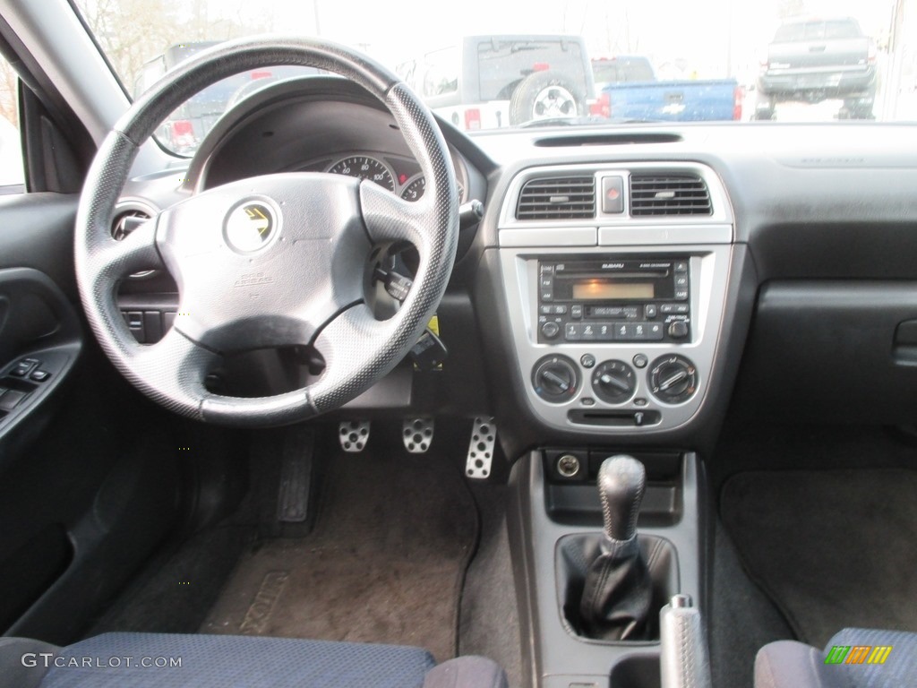2003 Impreza WRX Sedan - Platinum Silver Metallic / Black photo #10