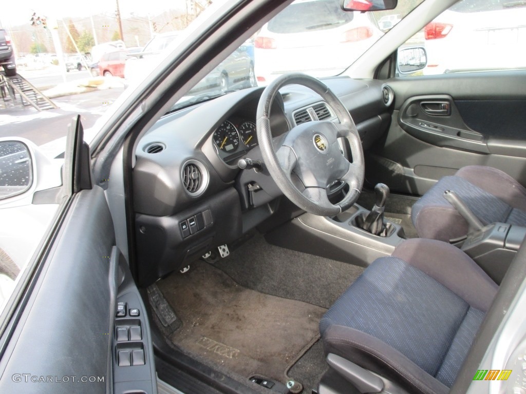 2003 Impreza WRX Sedan - Platinum Silver Metallic / Black photo #11