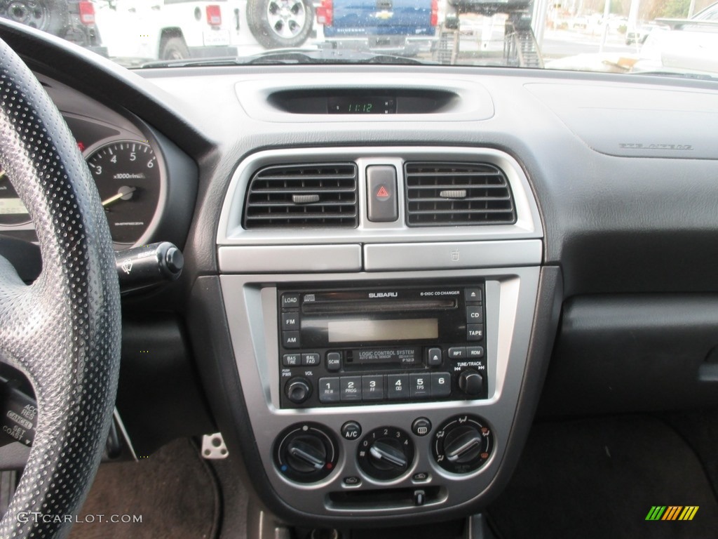2003 Impreza WRX Sedan - Platinum Silver Metallic / Black photo #23