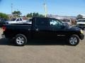Galaxy Black - Titan SE Crew Cab Photo No. 6